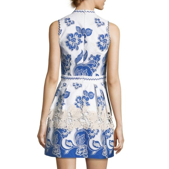 Alexis Farah High Neck Sleeveless Dress in Santorini Embroidery  Size‎ Small - Picture 2 of 13